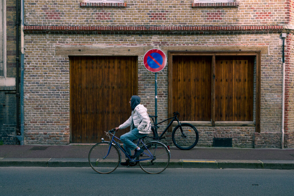 Passing the Building, Dieppe